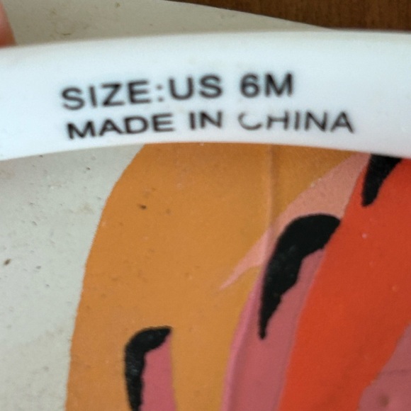 Kate Spade Flamingo Flip Flops - White Bow Spade Logo - Picture 7 of 7